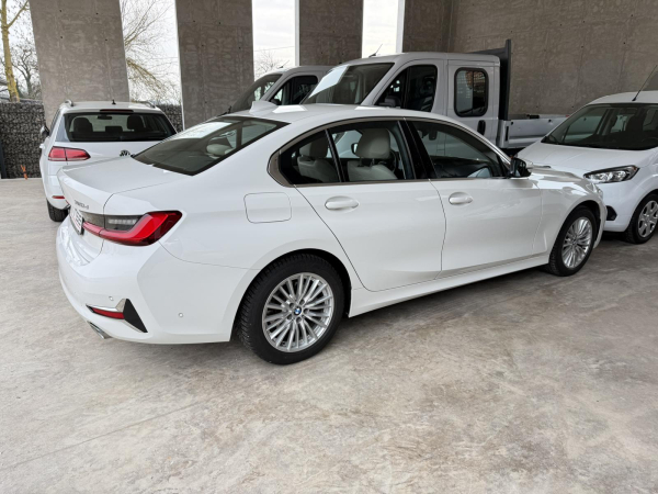 BMW 320 d xDrive slo 1. lastnik